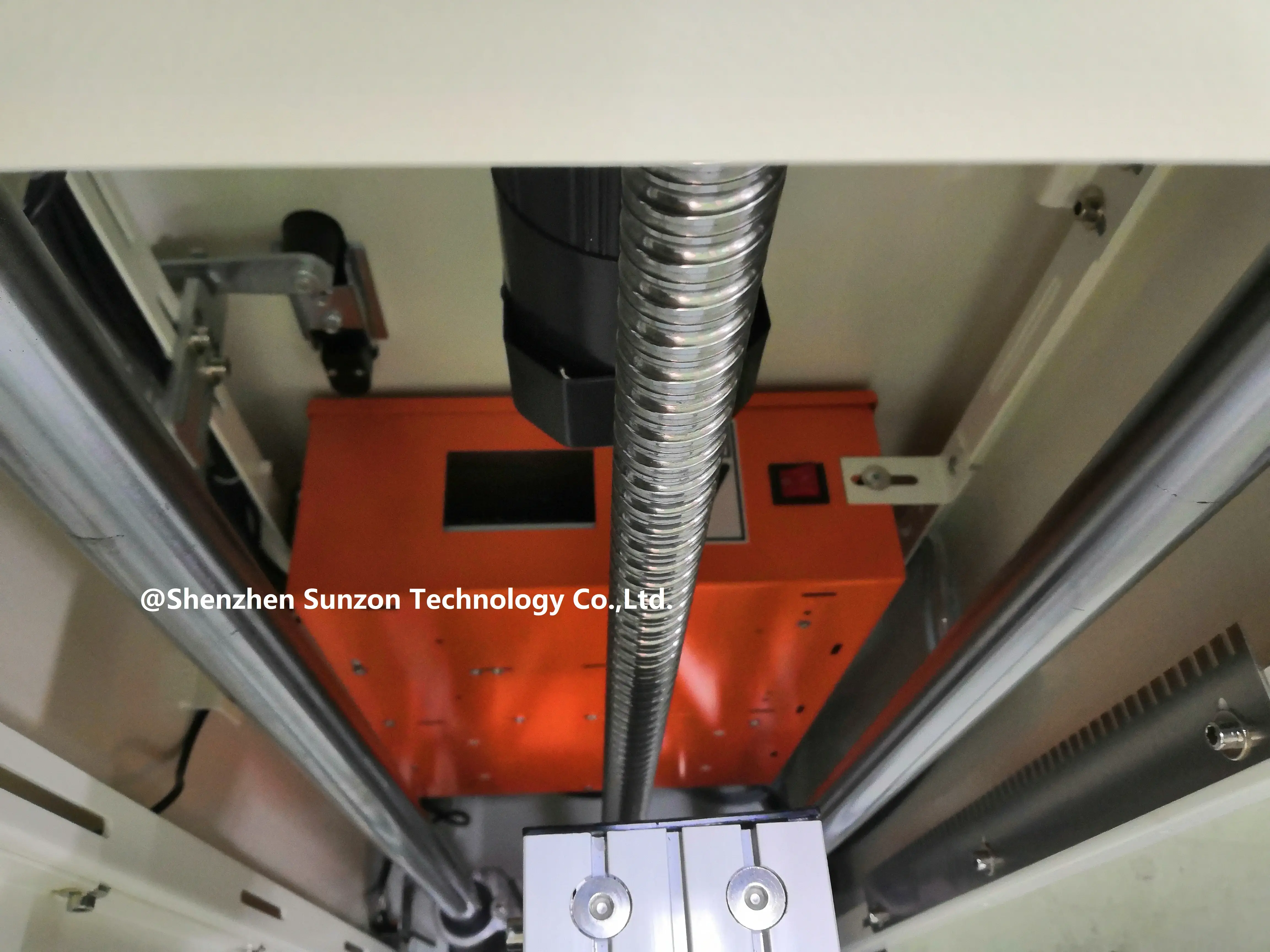 LD-250M-SZ Automatic loader smt machines
PCB magazine loader PCB loading machine 
PCB magazine loader device for PCB production on SMT production line.  